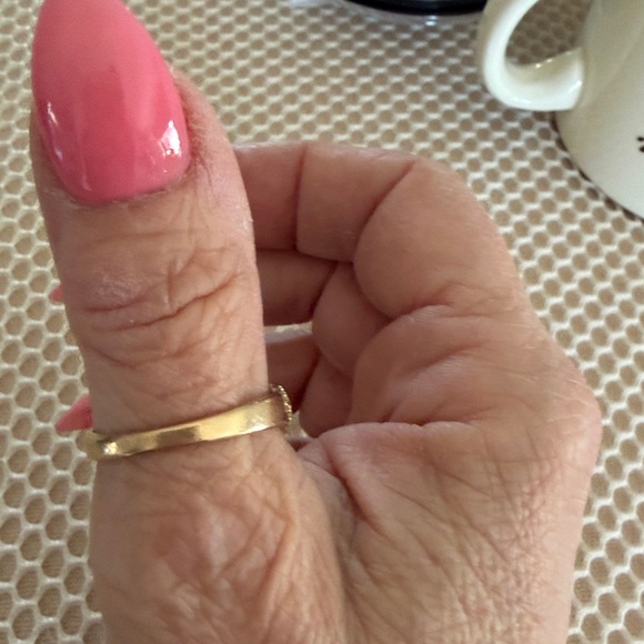 Elegant 10K Gold and Rose Leaf Ring. Black Hills - Picture 2 of 2